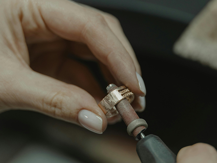 Behind the Scenes: The Art of Crafting Jewelry