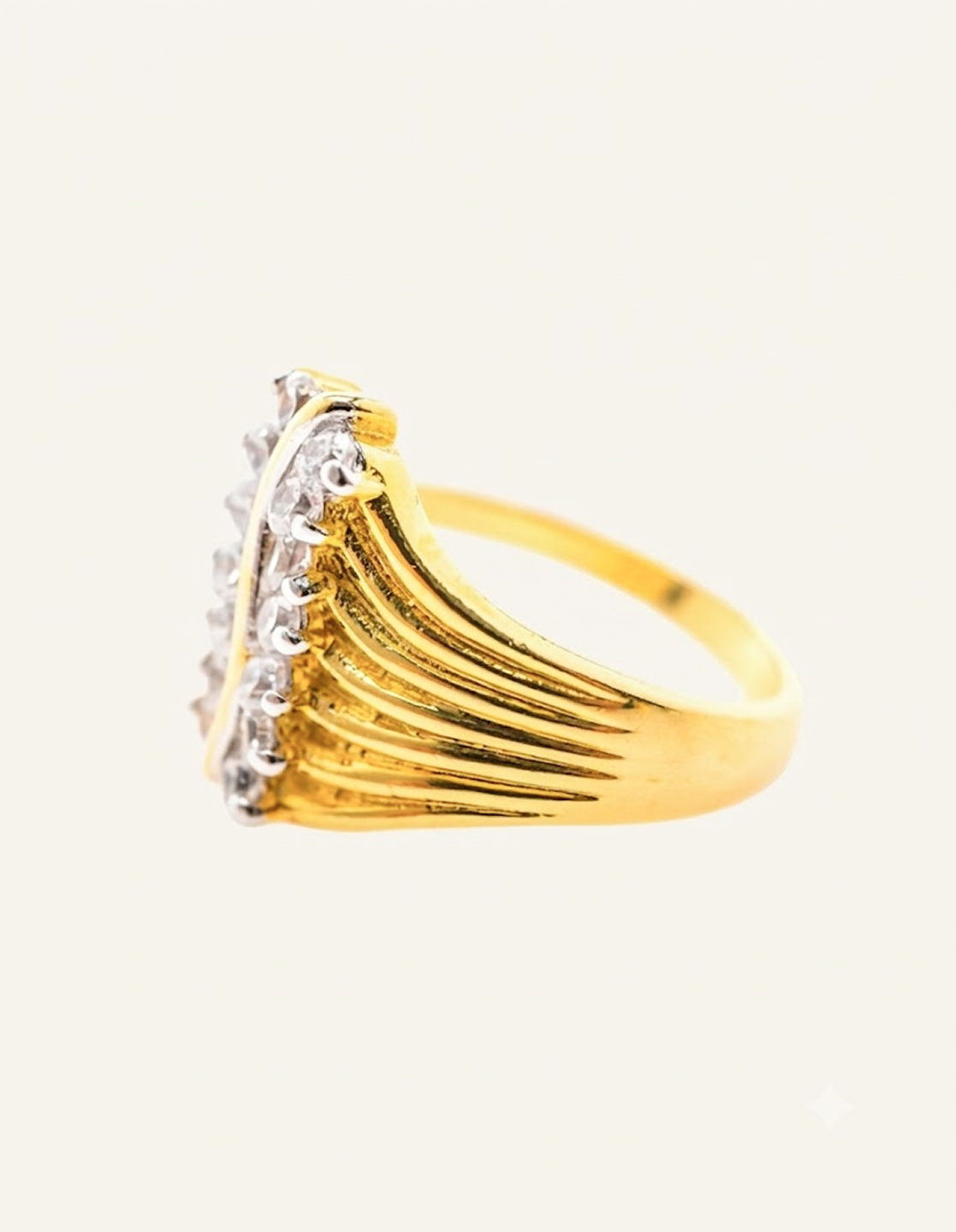 Vintage Gold Diamond Cluster Ring