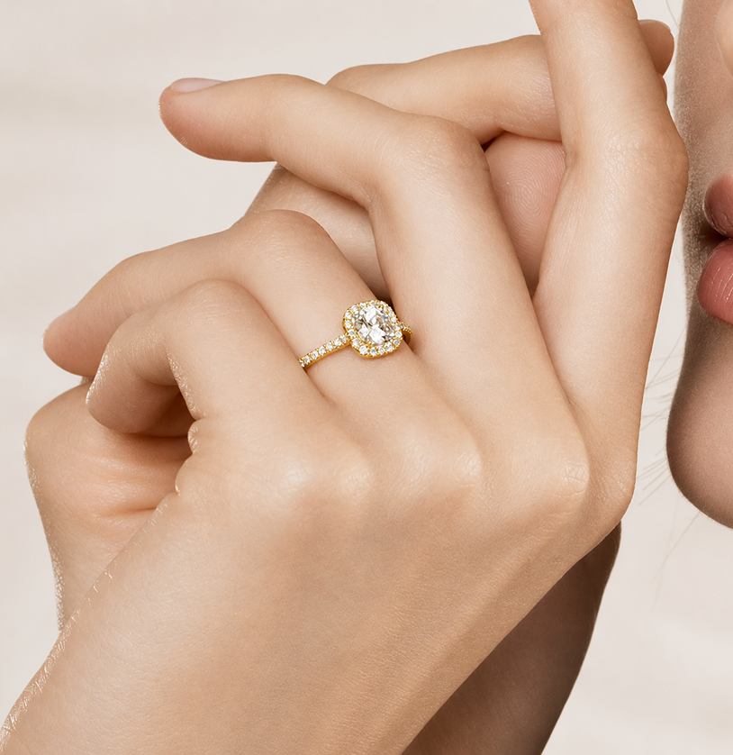 18ct Gold Halo Ring